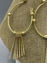 Load image into Gallery viewer, Earrings | 1-Of-A-Kind by Lillie Pearl | Matte Gold Plated Open Oval Hoops
