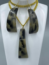 Load image into Gallery viewer, Earring Necklace 2 Pc. Set | Green Fossil Camouflage Chunky Bear Claws
