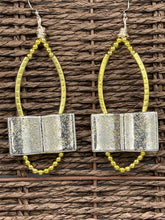 Load image into Gallery viewer, Earrings Speckled Gold Silver Open Book
