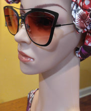 Load image into Gallery viewer, Red Glass Lens Black Metal Frames Sunglasses
