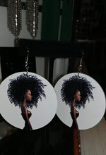 Load image into Gallery viewer, 30mm White Wooden Disc Nostalgia of Natural Black Curly Hair
