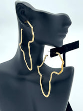 Load image into Gallery viewer, Earrings African Map
