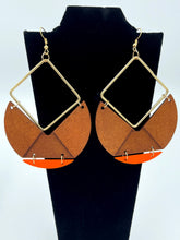 Load image into Gallery viewer, Earrings Oversized Wooden Danglers
