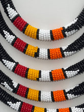 Load image into Gallery viewer, Necklace 30&quot; Beaded Masai
