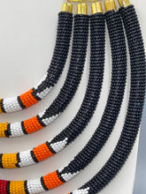 Load image into Gallery viewer, Necklace 30&quot; Beaded Masai
