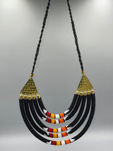 Load image into Gallery viewer, Necklace 30&quot; Beaded Masai
